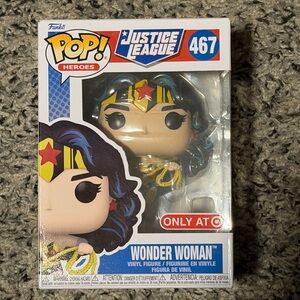 Funko Pop Hero’s! Justice League Wonder Woman Figure. #467